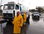 انتشار سيارات شفط المياه لمواجهة الأمطار فى بورسعيد والإسماعيلية والسويس