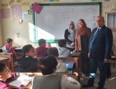 وكيل تعليم دميـاط يتابع امتحانات النقل فى مدارس كفر سعد