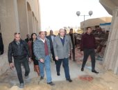 محافظ بنى سويف يتفقد مستجدات مشروع تطوير قصر ثقافة شرق النيل.. صور