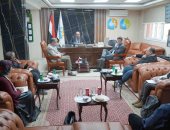 رئيس "مياه سوهاج" يلتقى مسئولى برنامج تحسين خدمات مياه الشرب والصرف الصحى