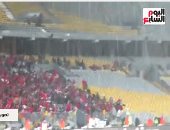 فيديو.. هطول أمطار غزيرة على ملعب مباراة الأهلي والمصري بالإسكندرية