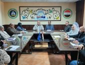 وكيل "تعليم دمياط" يتابع سير الامتحانات من غرفة العمليات