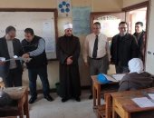 وكيل أزهر الإسكندرية يتابع امتحانات الشهادة الإعدادية ويؤكد عدم وجود شكاوى 