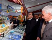 مدبولى: الدولة بكل مؤسساتها مع القطاع الخاص تعمل على توفير السلع بأسعار مخفضة.. صور