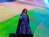 حفل ختام مهرجان المسرح العربي يبدأ بأغنية للسوبرانو المغربية سميرة القادري