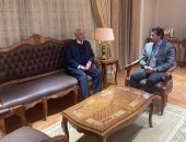 وزير الشباب والرياضة يبحث مع وزيرى التربية والتعليم والثقافة عددا من الملفات المشتركة 