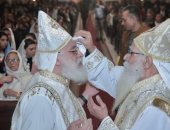كنائس الإسكندرية تصلى قداس عيد الغطاس المجيد وتبدأ "باللقان".. صور