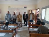 رؤساء المدن يتابعون سير امتحانات نصف العام بمدارس وسط سيناء