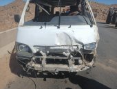 إصابة 5 أشخاص فى حادث تصادم سيارة ملاكى بالرصيف فى أوسيم