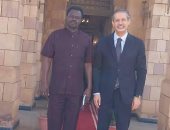 سفير مصر لدى الخرطوم يلتقي حاكم إقليم دارفور رئيس حركة جيش تحرير السودان