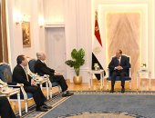 الرئيس السيسى يبحث مع مدير الاستخبارات المركزية الأمريكية سبل تعزيز التعاون الأمنى.. ويؤكد متانة العلاقات وأهمية تدعيمها بين البلدين فى مختلف المجالات
