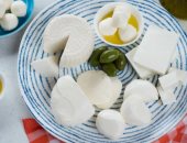 4 أنواع من الجبن صحية ومفيدة لأصحاب ارتفاع نسبة الكولسترول فى الدم