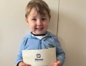 تعلم القراءة فى سن عامين.. حكاية أذكى طفل فى بريطانيا يدخل جمعية "منسا" (فيديو)