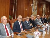 رئيس جامعة المنوفية يعقد لقاءه الأول بعمداء الكليات