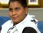 "واحد من الناس" يحقق حلم "عم نزيه" عامل النظافة ويهديه عمرة