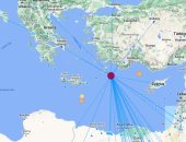 معهد الفلك: زلزال البحر المتوسط على بعد 502 كيلومتر شمال رشيد.. صور