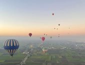 تحليق 23 رحلة بالون طائر على متنها 460 سائحا فى سماء الأقصر