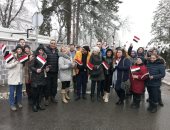 الجالية المصرية ببريطانيا تحتفل بعيد الشرطة برفع أعلام مصر وصور الرئيس السيسي