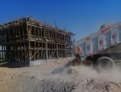 مشروعات "حياة كريمة" عمل جاد لخدمة قرى ونجوع الأقصر.. المحافظ: أنهينا 368 مشروعا ونعمل فى 324 أخرى بتكلفة 9.9 مليار جنيه.. إنهاء 3182 منزلا بسكن كريم بـ2.4 مليار.. وتنفيذ 88 مشروع صرف لخدمة 1.3 مليون مواطن