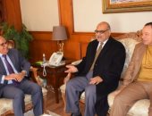 محافظ بورسعيد يستقبل مستشار لجنة التظلمات فى قانون التصالح