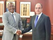 سفير مصر فى بوجمبورا يلتقى وزير المالية والتخطيط الاقتصادى البوروندى الجديد