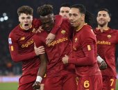 ديبالا وابراهام يقودان تشكيل روما ضد سالزبورج فى الدوري الأوروبي 