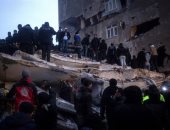 بلدية هتاى التركية: بدء عمليات البحث عن عالقين تحت الأنقاض بعد الزلزال