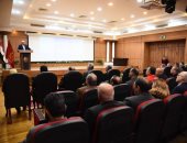 محافظ بورسعيد يستعرض تطبيق نظام "البابل شيت" أمام وفد "تعليم الشرقية"