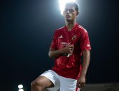 كريستو يبدأ برنامج العلاج الطبيعي بالأهلي