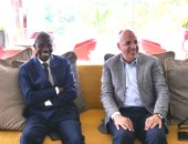 ‫وزير الرى يلتقى نظيره البوروندى لبحث التعاون المشترك 