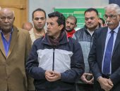 وزير الرياضة وجمال علام يجتمعان بمنتخب الشباب بعد الفوز على جنوب السودان 