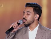 متسابق الدوم محمود جمعة يغنى لتامر عاشور.. والشاعرى يعلق: أنت تمام التمام
