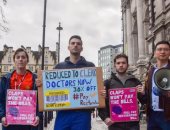 صحيفة: إضراب الأطباء والاستشاريين معا لأول مرة فى إنجلترا يوم الأربعاء