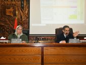 محافظ الغربية يناقش الموقف التنفيذى لإدخال المرافق لمشروعات مبادرة حياة كريمة