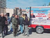 مبادرة سيارات "ضد الغلاء" تواصل ضخ السلع الغذائية في محافظة بورسعيد 