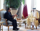 أمير دولة قطر ينقل تحياته لأخيه الرئيس عبد الفتاح السيسي