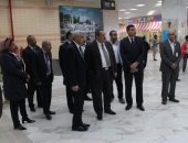 رئيس المصرية للمطارات يتفقد مطار أسوان الدولي ويوجه برفع كفاءة الخدمات