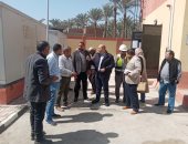 نائب محافظ الجيزة يتفقد مشروعات "حياة كريمة" فى أطفيح