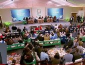 أهالي قرية المعصرة بالمنيا يرحبون بالرئيس السيسي: "زيارتك تشريف لنا"