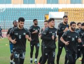 لاعبو الإسماعيلى يتراجعون وينتظمون فى التدريبات استعدادًا لفاركو.. صور