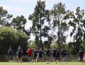 الأهلي يبدأ الاستعداد لمواجهة القطن الكاميروني.. صور