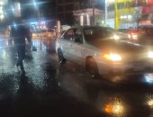 هطول أمطار غزيرة بالشرقية.. والمحافظ يرفع حالة الطوارئ.. صور