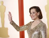 سيجورني ويفر وإيفا لانجوريا ولورين ريدلوف يصلن حفل أوسكار الـ95.. صور