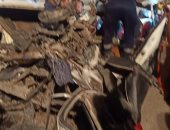حادث تصادم سيارة نقل وأخرى أجرة على طريق الإسكندرية الصحراوى.. صور