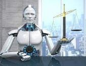 شاهد بالفيديو.. تفاصيل مقاضاة شركة أمريكية لأول "محامى روبوت" فى العالم