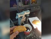شركة طيران هندية تعاقب اثنين من طياريها تناولا القهوة داخل قمرة القيادة