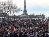 مظاهرات واسعة فى باريس وعدد من المناطق الفرنسية احتجاجا على قانون رفع سن التقاعد