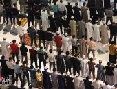 الآلاف يؤدون صلاة التراويح فى ثانى ليالى رمضان بالجامع الأزهر.. فيديو