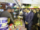 نائب محافظ المنيا يتابع أسعار السلع الغذائية بعدد من المنافذ
