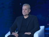 الليلة.. شريف منير ضيف منى عبد الوهاب فى "أنا والقناع"